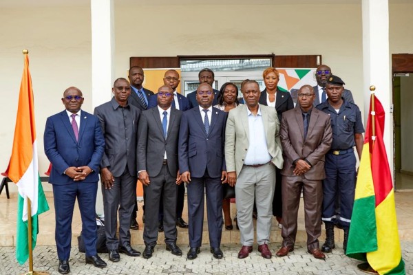 IDENTIFICATION ET ETAT CIVIL, LA GUINEE À L’ECOLE IVOIRIENNE