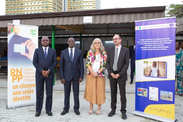 REMISE OFFICIELLE DU SITE DE L’AGENCE PRINCIPALE DE L’ONECI